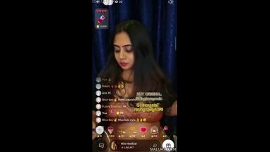 Famous Mallu Model Nila Nambiar Exposing Boobs And Pussy On Tango Live