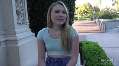 Teen With A Big Sexual Experience Loves Public Sex