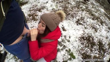 Cold day wonamp039t stop her sucking a cock outdoors