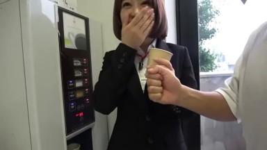 107SHYN-155  Assault And Baseball Fist Against Female Employees Working In The Company