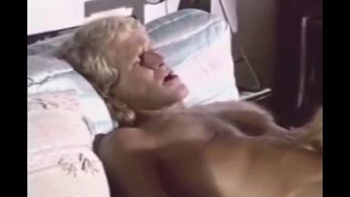 Cameo Randy West in well-known extremely hot classic erotica film